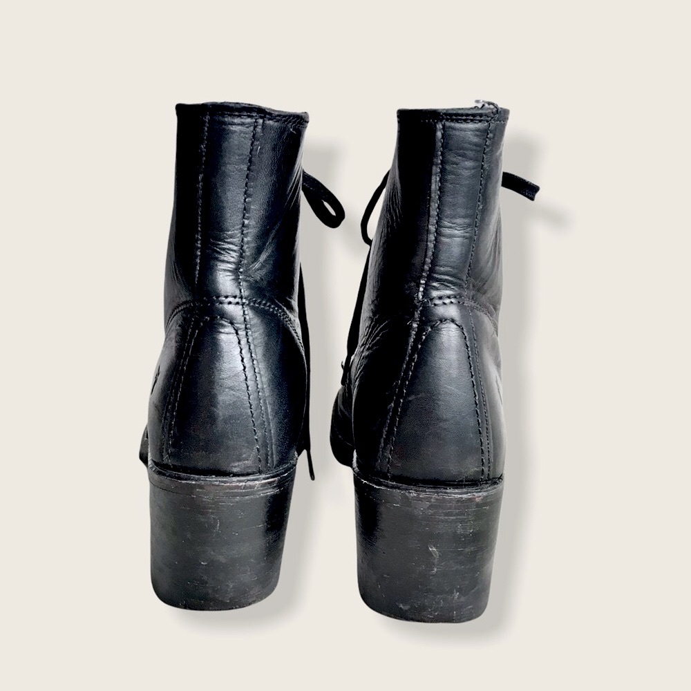 Frye Sabrina 6G Black Lace Up Combat Ankle Bootie - Picture 14 of 16